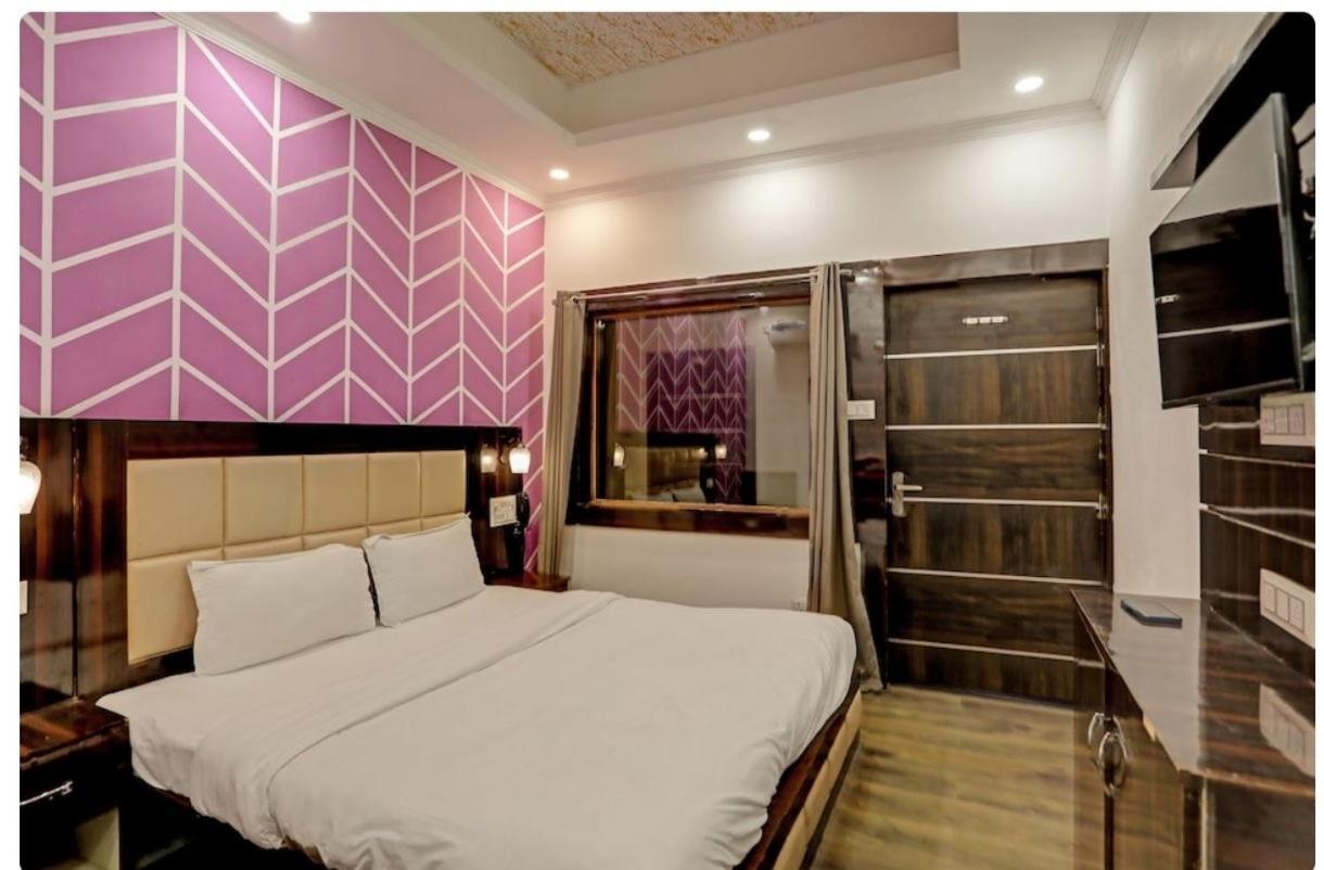 Madpackers Khajuraho Hostel Luaran gambar